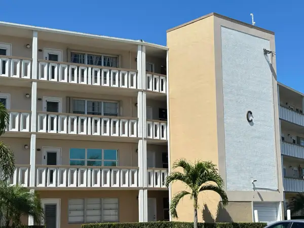 352 Southampton C, West Palm Beach, FL 33417