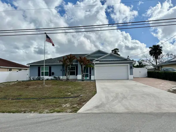 1114 SW Bellevue Avenue, Port St Lucie, FL 34953