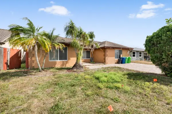 3570 NW 120th Way, Sunrise, FL 33323