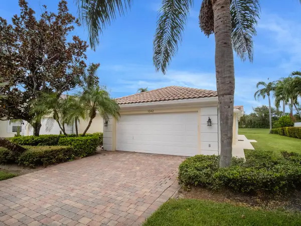 1342 St Lawrence Drive, Palm Beach Gardens, FL 33410