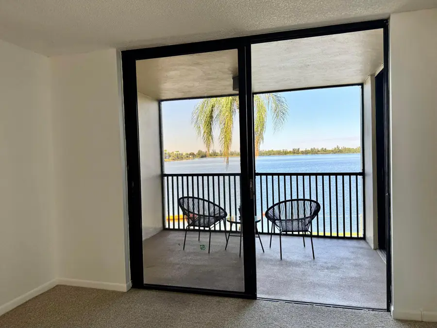 112 Lake Emerald Drive #204, Oakland Park, FL 33309 - #2
