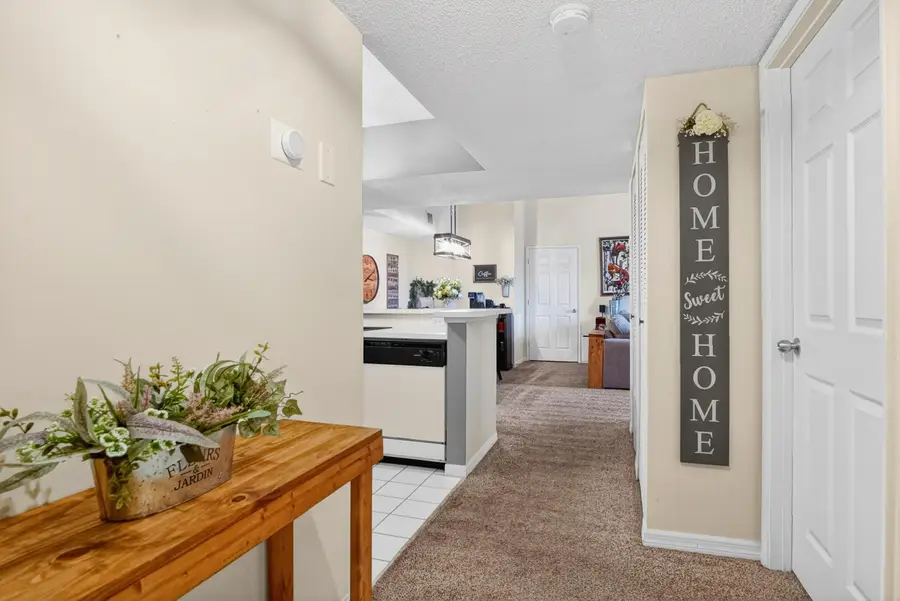 1640 N 42nd Circle #Unit 305, Vero Beach, FL 32967 - #3