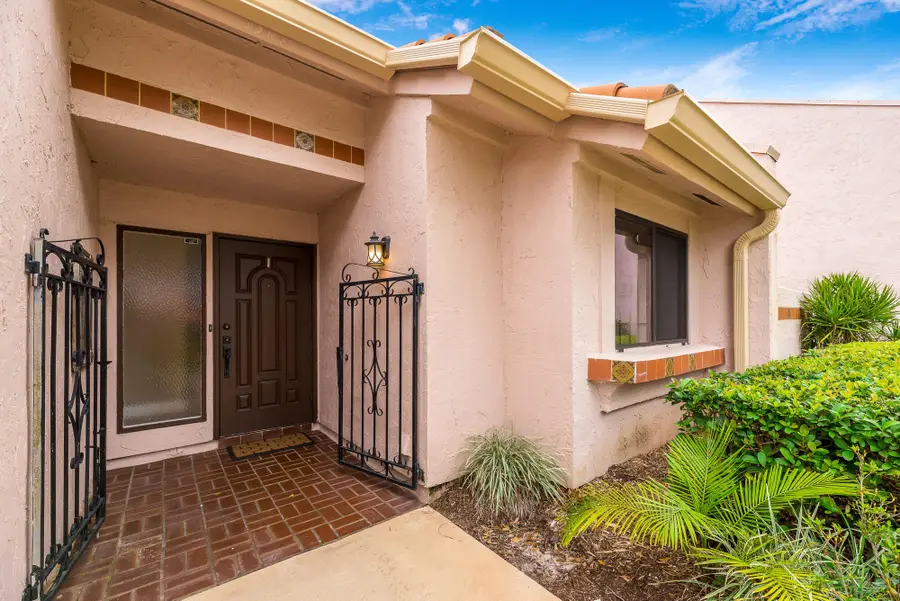 3513 SE Sandpiper Circle, Port Saint Lucie, FL 34952 - #3