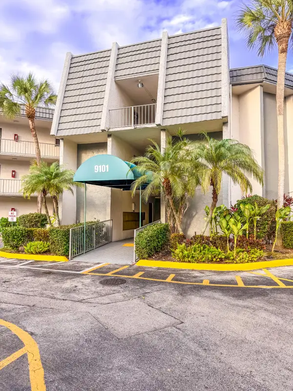 9101 Lime Bay Boulevard #114, Tamarac, FL 33321