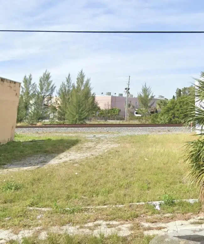 2731 Pinewood Avenue, West Palm Beach, FL 33407 - #1