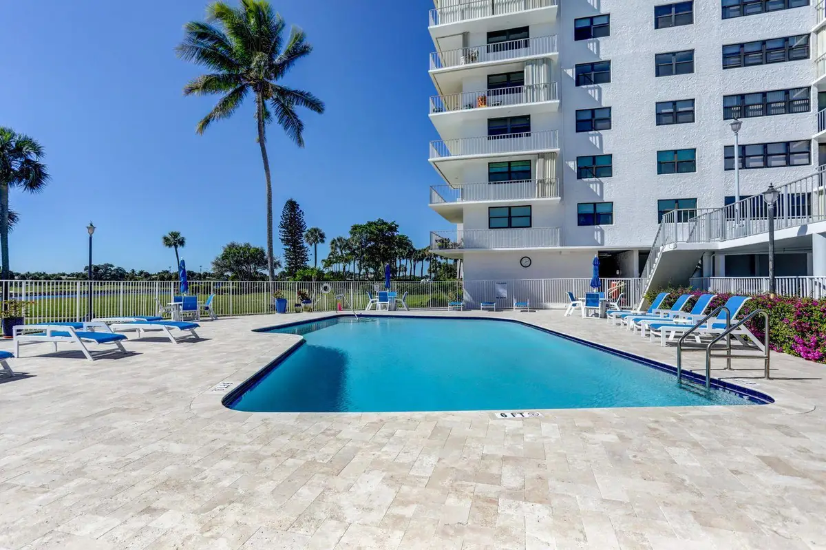 336 Golfview Road #203, North Palm Beach, FL 33408 - #1