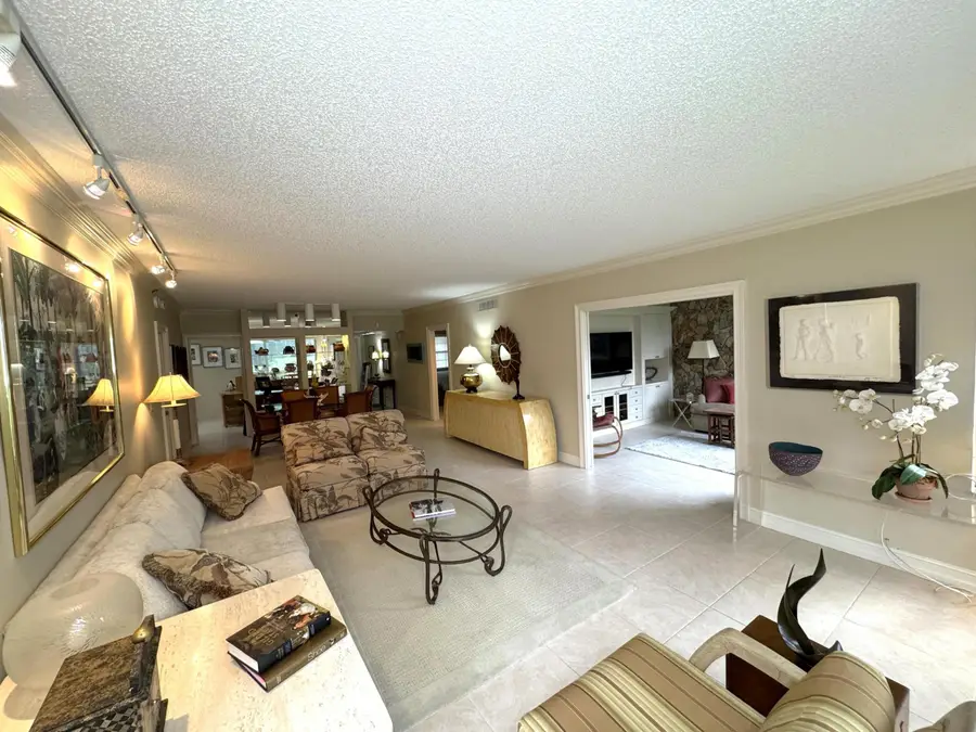 625 Oaks Drive #106, Pompano Beach, FL 33069 - #2