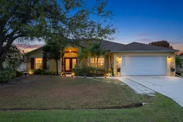 6162 NW Gatun Drive, Port St Lucie, FL 34986