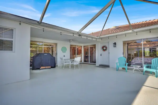 9701 Chapman Oak Court, Palm Beach Gardens, FL 33410