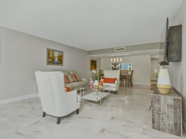 6698 N 10th Ave Avenue N #116, Lake Worth, FL 33467