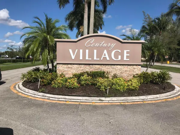 69 Northampton, West Palm Beach, FL 33417