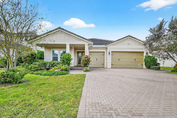 1055 Ember Ridge Run, Loxahatchee, FL 33470
