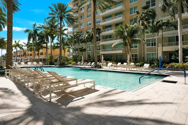 100 NE 6th Street #203, Boynton Beach, FL 33435