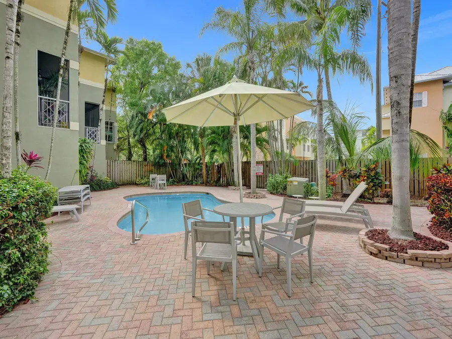 1210 W Las Olas Boulevard, Fort Lauderdale, FL 33312 - #3