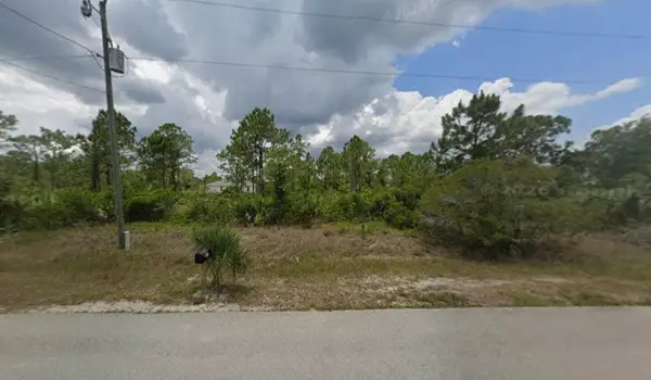 3209 41st Street W, Lehigh Acres, FL 33971
