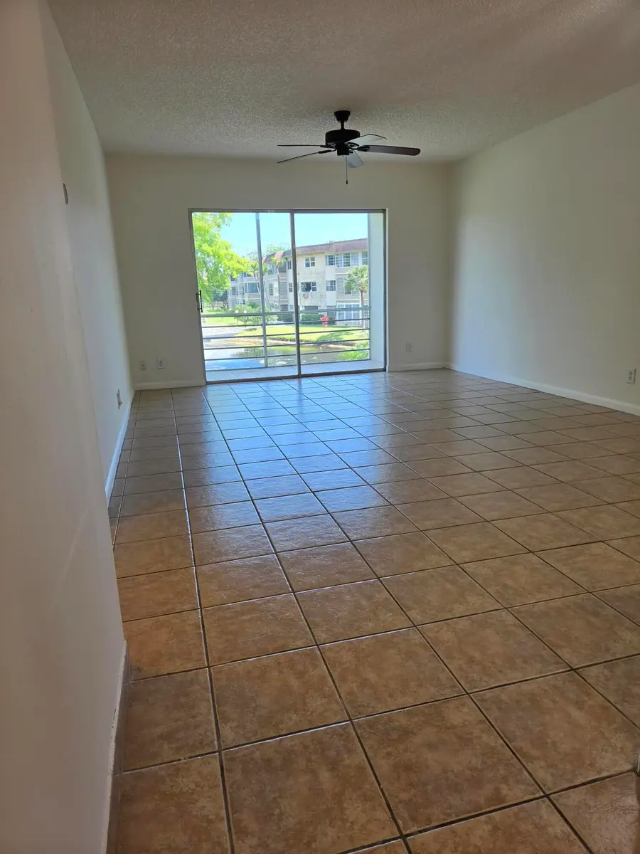3400 NW 48th Avenue #512, Lauderdale Lakes, FL 33319 - #3