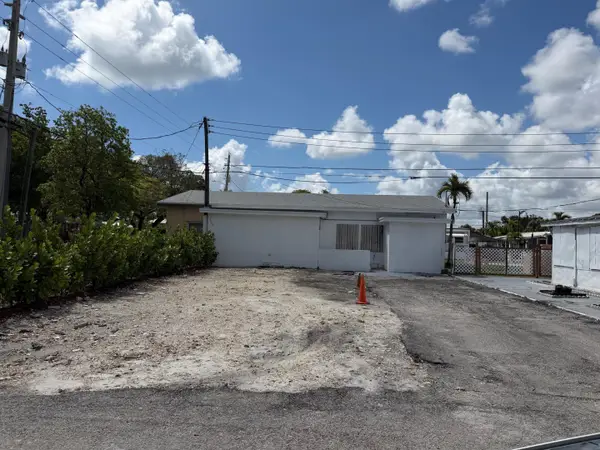 801 SW 1st Street, Hallandale Beach, FL 33009