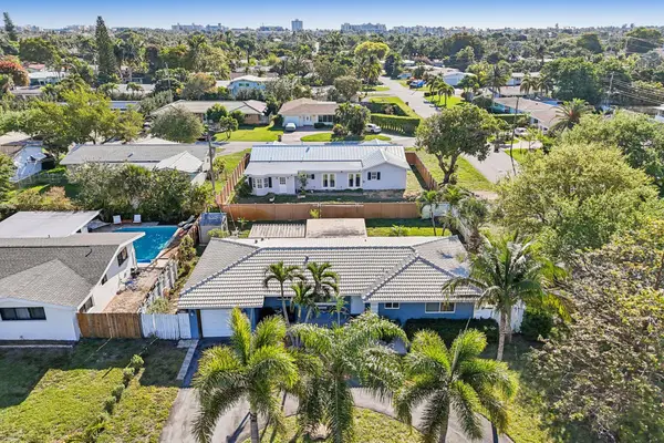 818 SE 9th Terrace, Deerfield Beach, FL 33441