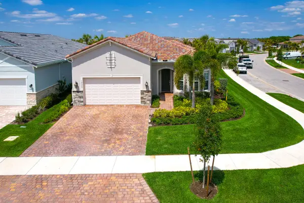12305 Frontline Lane, Palm Beach Gardens, FL 33412