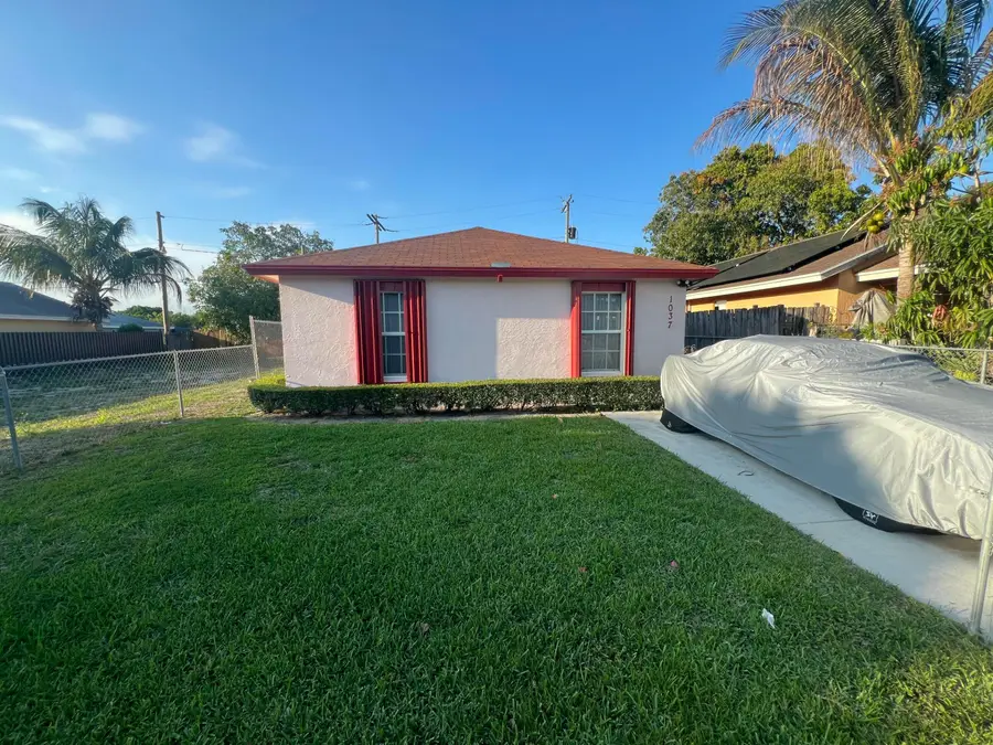 1037 17th Street, West Palm Beach, FL 33407 - #2