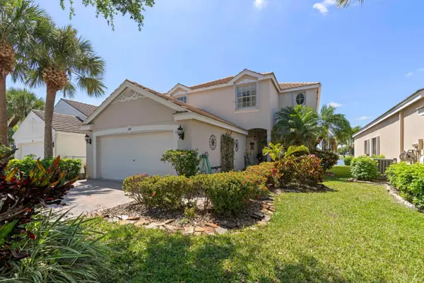164 Berenger Walk, Royal Palm Beach, FL 33414