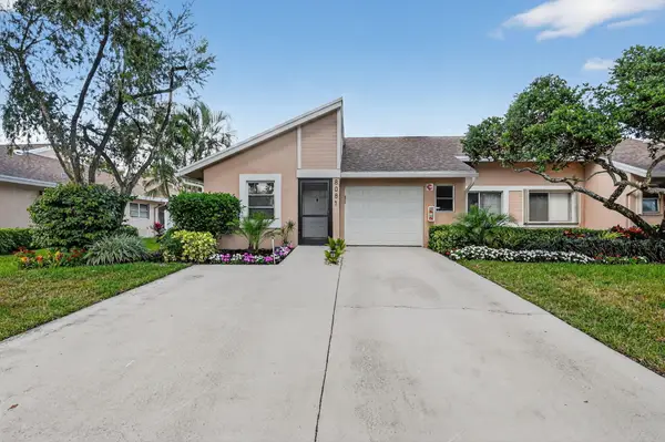 8081 Springtree Road, Boca Raton, FL 33496