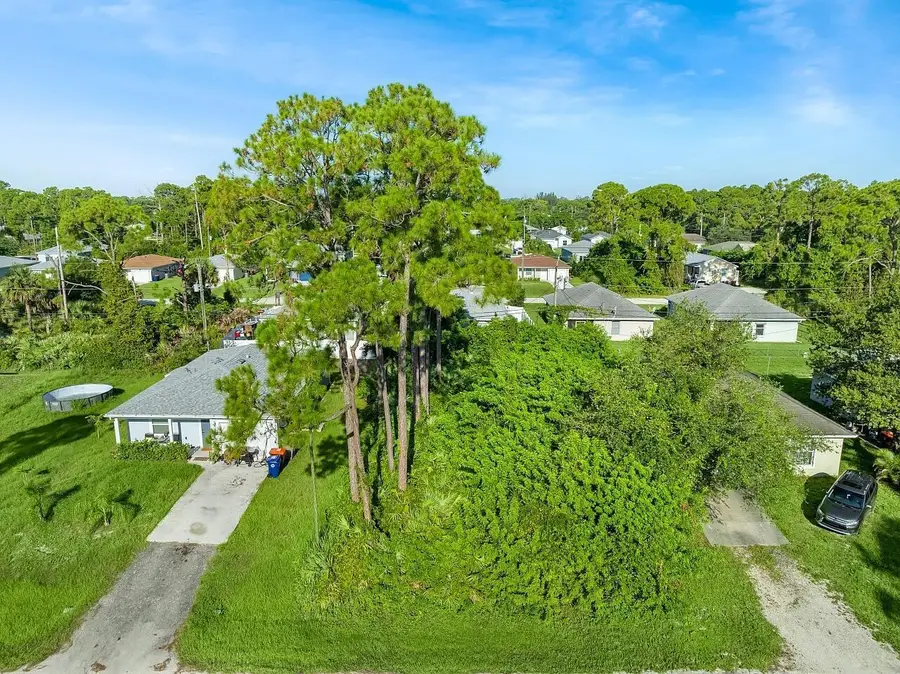 1145 10th Court Sw, Vero Beach, FL 32962 - #2