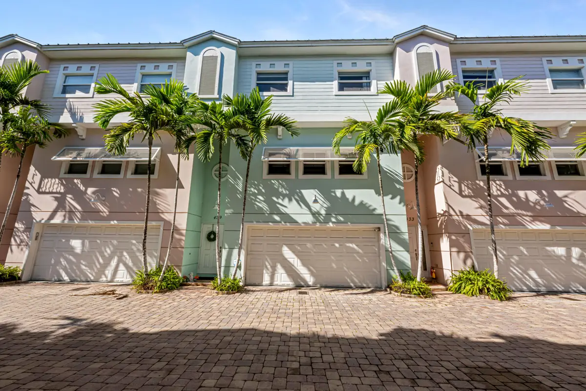 429 NE 1st Street, Pompano Beach, FL 33060 - #1