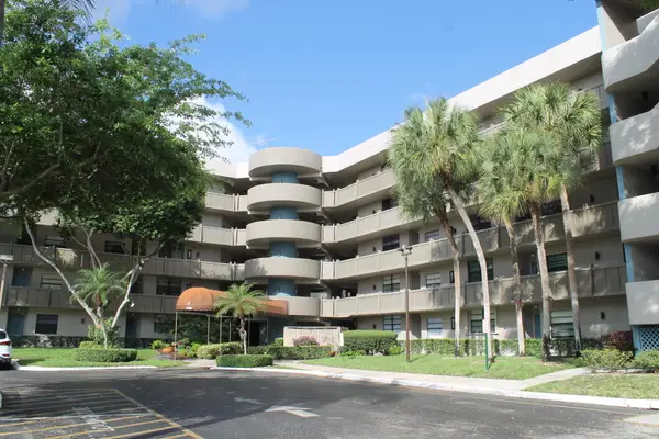 1100 Colony Point Circle #314, Pembroke Pines, FL 33026