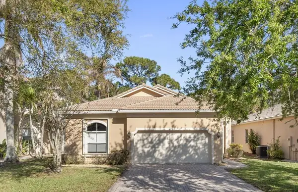 5627 Sunberry Circle, Fort Pierce, FL 34951