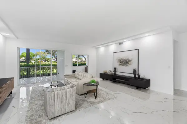 5082 Lake Catalina Drive #A, Boca Raton, FL 33496