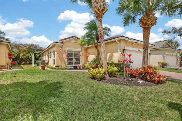 9724 SW Eastbrook Circle, Port St Lucie, FL 34987