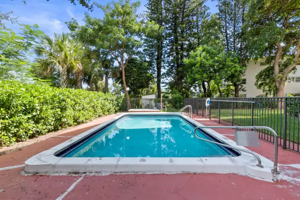 1101 Crystal Lake Drive #309, Deerfield Beach, FL 33064
