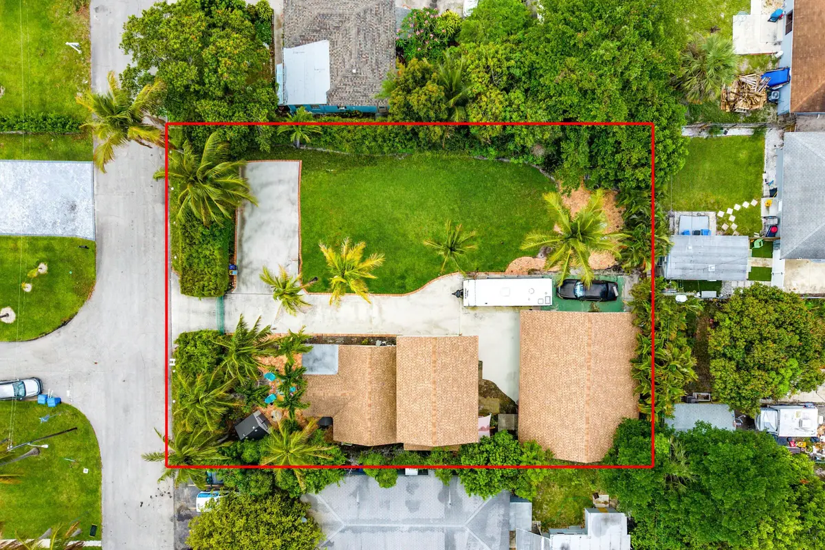 613 N 5th Street, Lantana, FL 33462 - #1