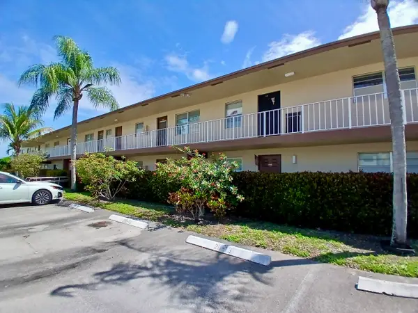 7400 NW 5th Place #105, Margate, FL 33063