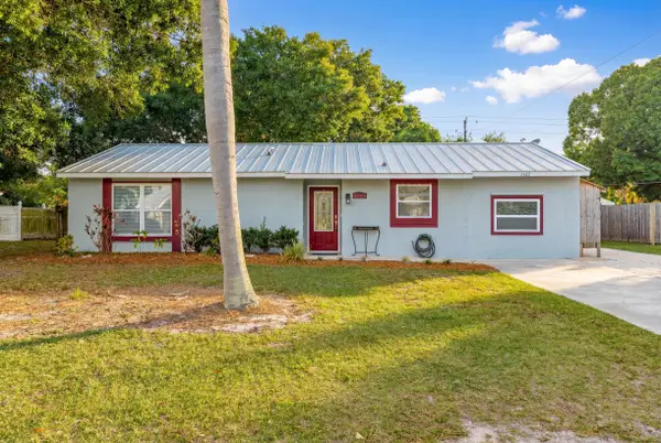 2255 15th Avenue Sw, Vero Beach, FL 32962