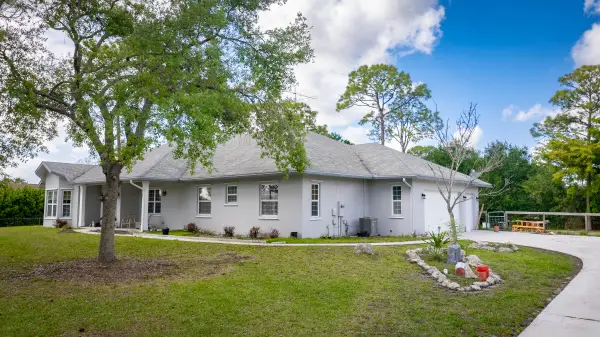 17887 N 68th St Street N, ,, FL 33470