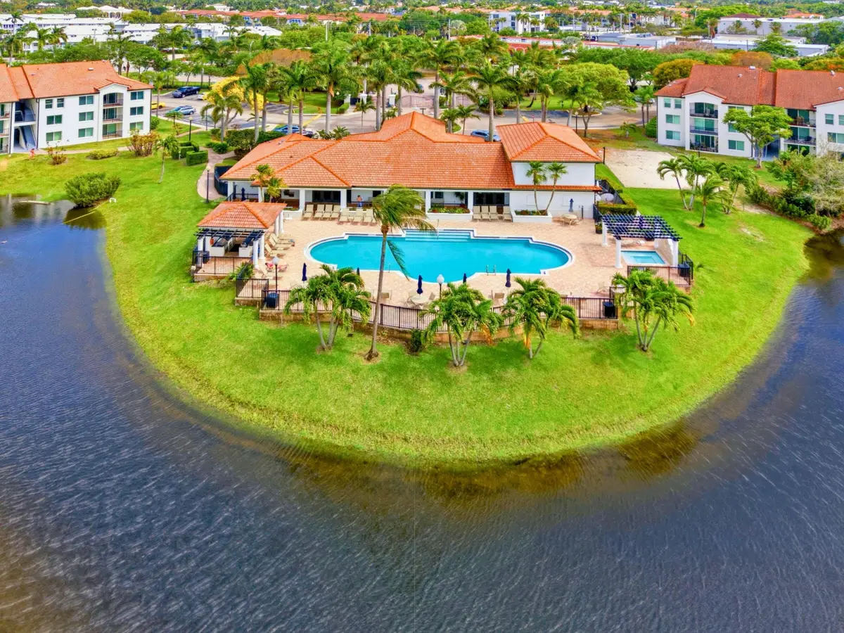 316 Villa Circle, Boynton Beach, FL 33435 - #1