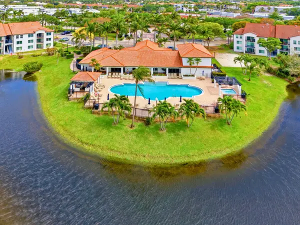 316 Villa Circle, Boynton Beach, FL 33435