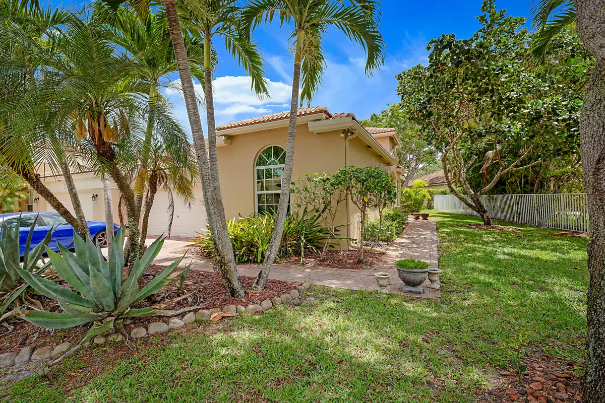 2568 Sandy Cay, West Palm Beach, FL 33411 - #1
