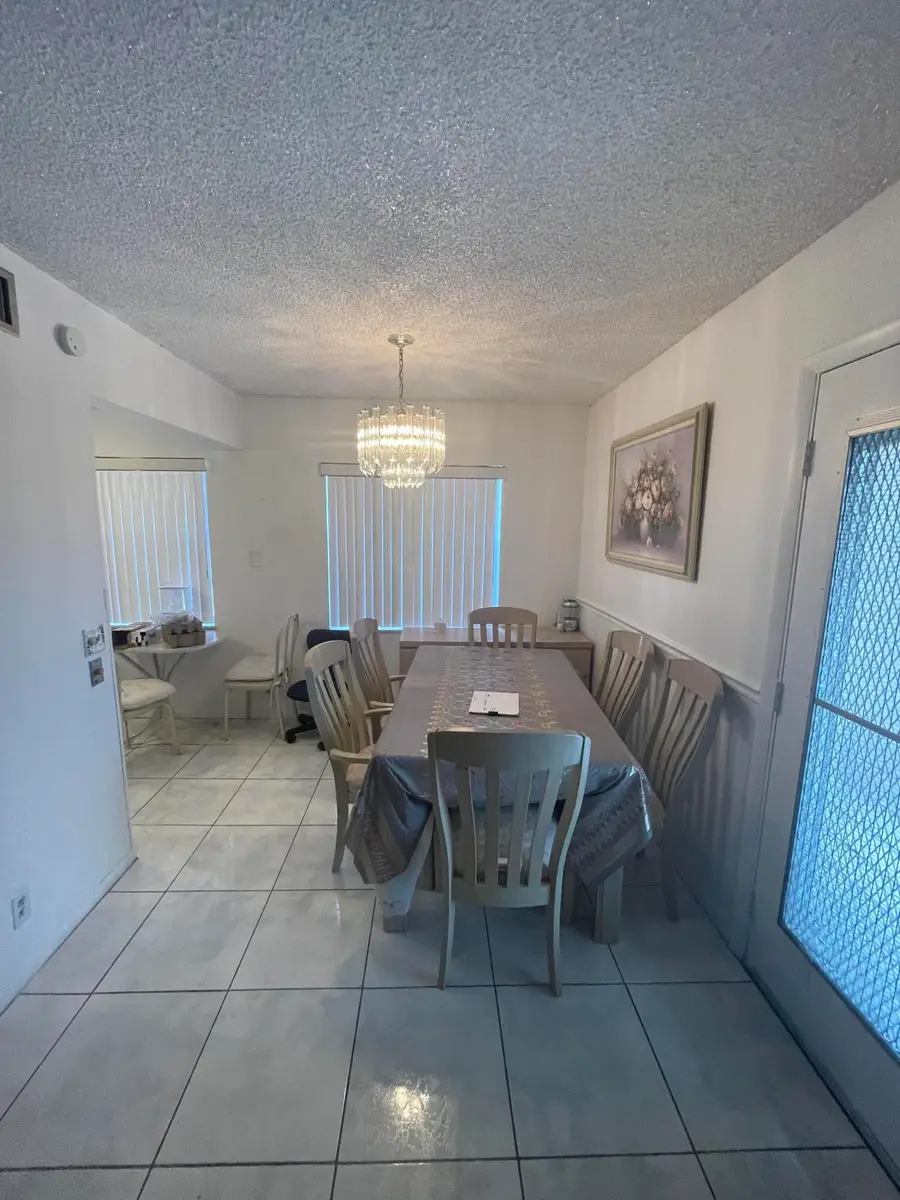 186 Flanders D #186, Delray Beach, FL 33484 - #2