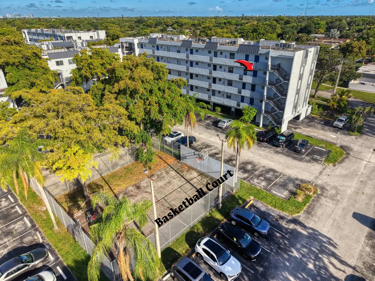 7541 NW 16th Street #1411, Plantation, FL 33313 - #1