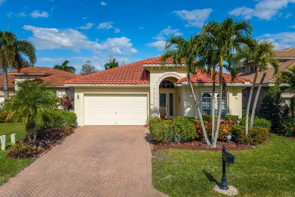 844 SW Pebble Lane, Palm City, FL 34990
