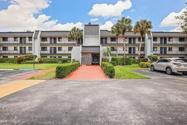 4254 Deste Court #208, Lake Worth, FL 33467