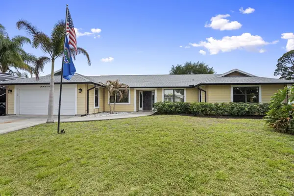 138 SW Airview Avenue, Port St Lucie, FL 34984