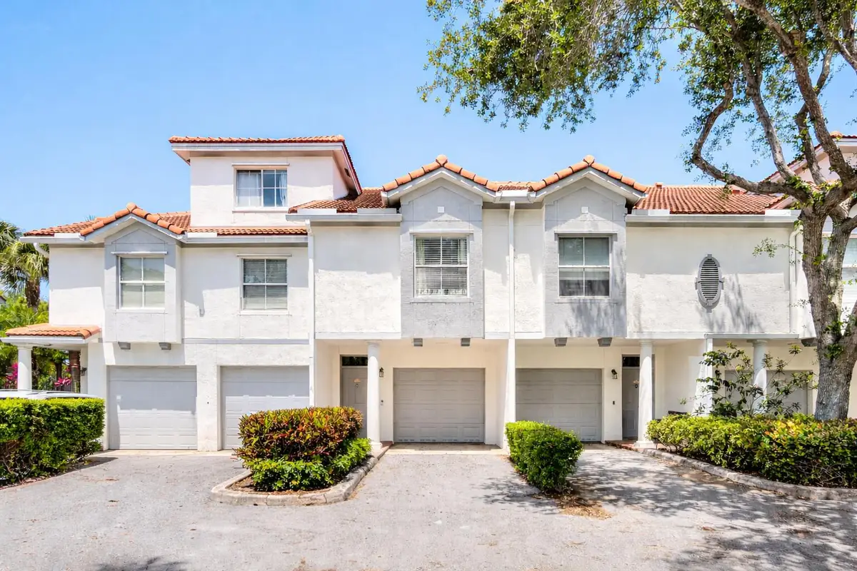 2052 Alta Meadows Lane #Apt 2212, Delray Beach, FL 33444 - #1