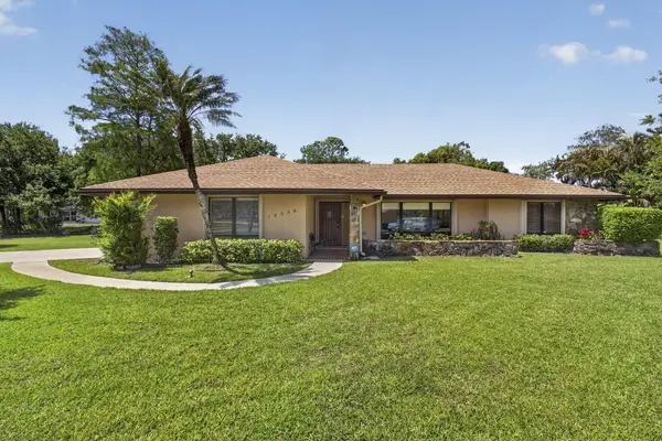 12338 Old Country Road N, Wellington, FL 33414