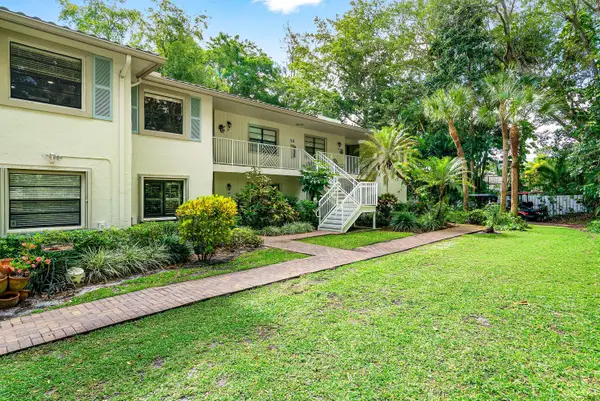 22 Westgate Lane #Apt. E, Boynton Beach, FL 33436