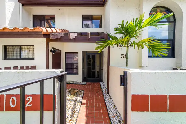 10576 Tropic Palm Avenue #102, Boynton Beach, FL 33437