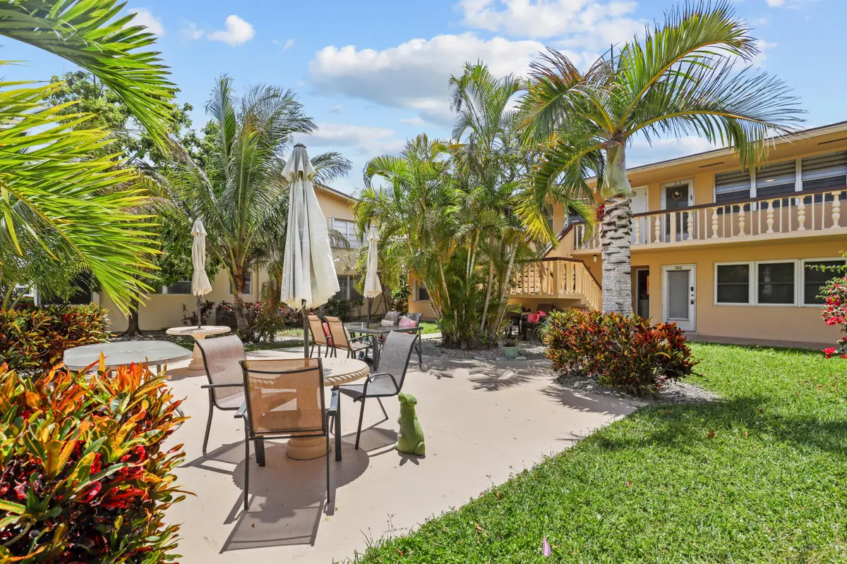 215 Sheffield I, West Palm Beach, FL 33417 - #1